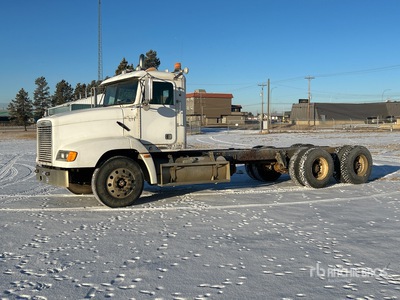 1999 Freightliner 6x4 Cabina y chasis