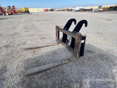 58 in Q/C Wheel Loader Forks - Fits CAT 928G