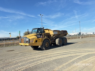 2012 Cat 740B Knickgelenkter Muldenkipper