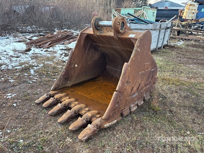 57 in Digging Excavator Bucket