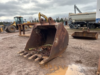 NYE 58 in Digging Excavator Bucket