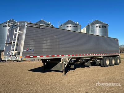 Wilson Tri/A Grain Trailer
