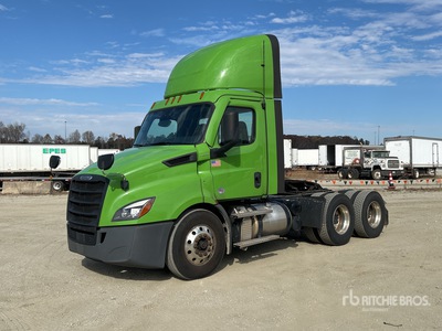 2021 Freightliner Cascadia 116 6x4 Day Cab Truck Tractor