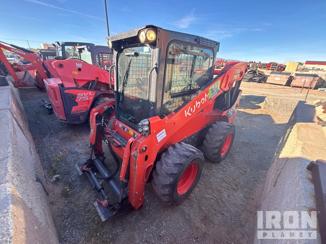 MINI CARGADOR SOBRE RUEDAS 2023 KUBOTA SSV75HFRC