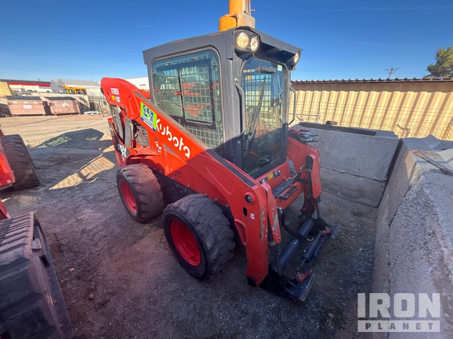 MINI CARGADOR SOBRE RUEDAS 2023 KUBOTA SSV75HFRC