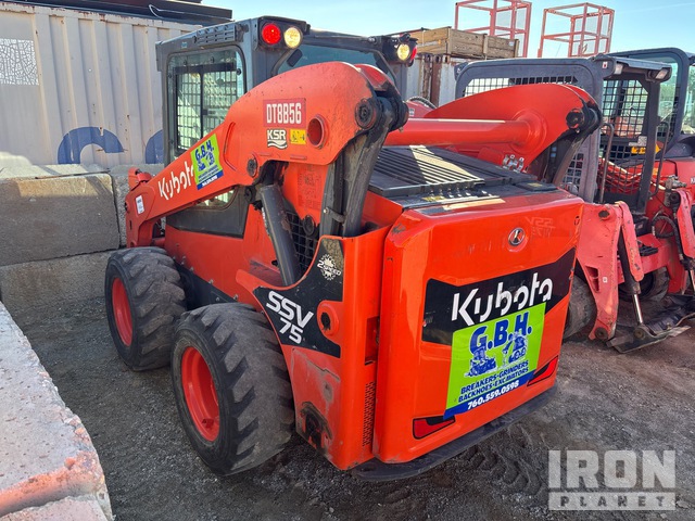 MINI CARGADOR SOBRE RUEDAS 2023 KUBOTA SSV75HFRC