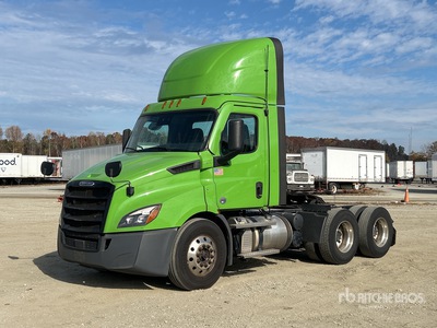 2021 Freightliner Cascadia 116 6x4 Day Cab Truck Tractor