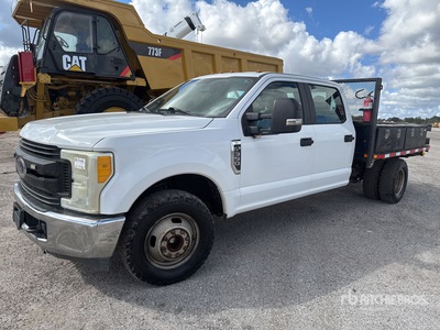 2017 Ford F-350 4x2 Crew Cab Pritsche-Lkw