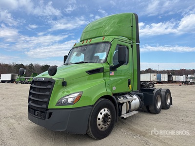 2021 Freightliner Cascadia 116 6x4 Day Cab Truck Tractor