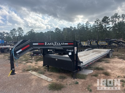 2025 East Texas 42 ft T/A Gooseneck Plant Trailer