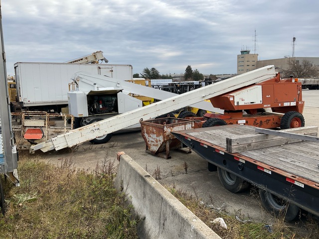 2000 Snorkel TBA80RDZ 4WD Diesel Telescopic Boom Lift