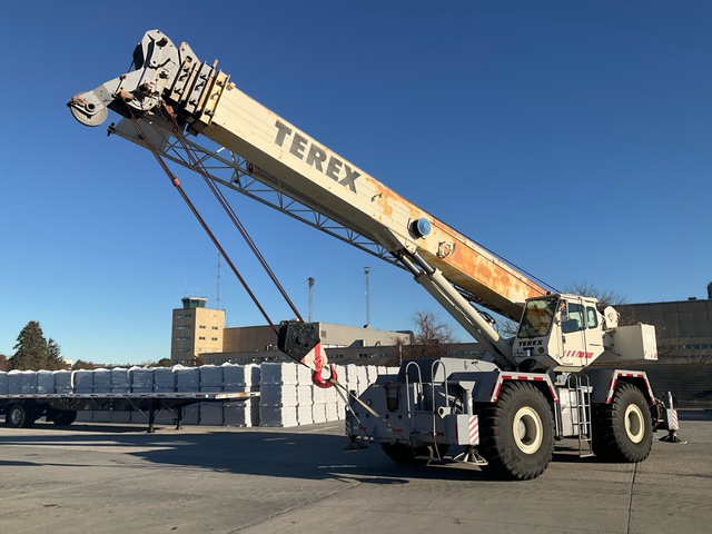 Terex RT135 60 ton 4x4 Rough Terrain Crane Terex RT135 60 ton 4x4 Rough Terrain Crane