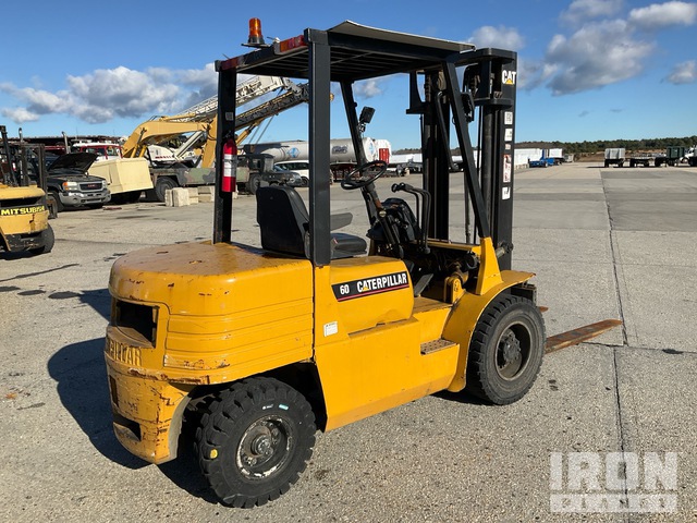 MONTACARGAS 1996 CATERPILLAR DP30