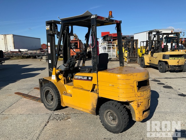 MONTACARGAS 1996 CATERPILLAR DP30