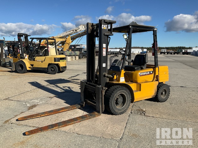 MONTACARGAS 1996 CATERPILLAR DP30