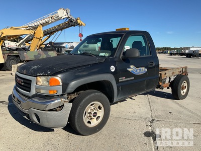 2004 GMC 2500HD 4x2 Cab and Chassis (Unused)