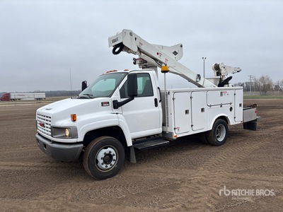 2007 Versalift Vst-240101 on 2008 GMC C5C042 4x2 Bucket Truck