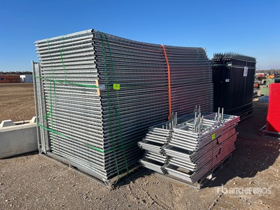 Quantity of (85) 12 ft x 6 ft Chain Link Temporary bouw hek (Unused)