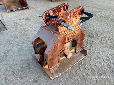 NPK C-8C 32 in Excavator Plate Compactor