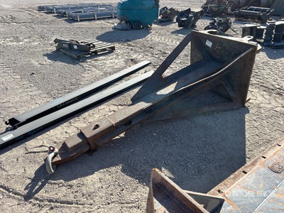 2016 Pemberton Extendable Wheel Loader Material Handling Arm - Fits John Deere 824K