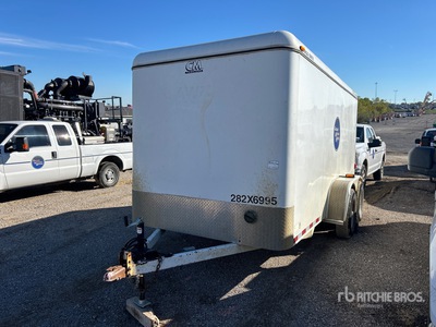 2014 CM 14 ft T/A Enclosed Trailer