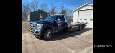 2011 Ford F-550 Tilt Deck Flatbed Truck