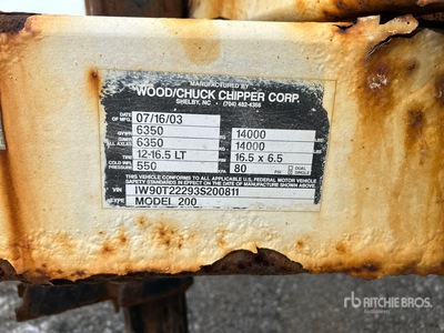 2003 Woodchuck 200 16 ft T/A Remolque Portamaquinaria