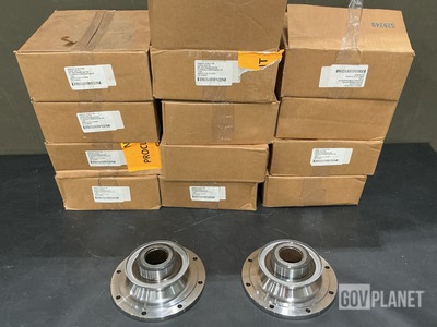(12) Cavanaugh Government AXT/SA88140190 Universal Joint Companion Flanges