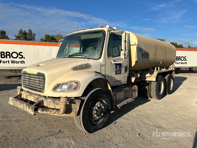 2005 Freightliner M2 112 4000 gal 6x4 Water Truck