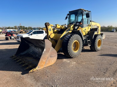 2018 Komatsu WA320-8 Chargeuse sur pneus