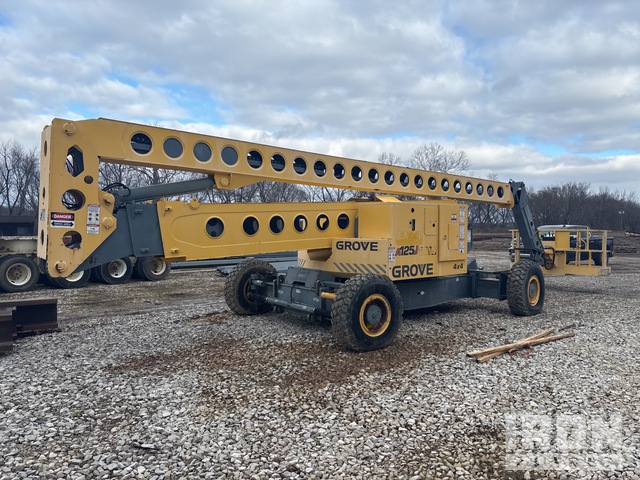 ELEVADOR ARTICULADO 2002 GROVE 4WD A125J