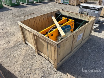 2025 TOFT TOFT750 Skid Steer Breaker (Unused)