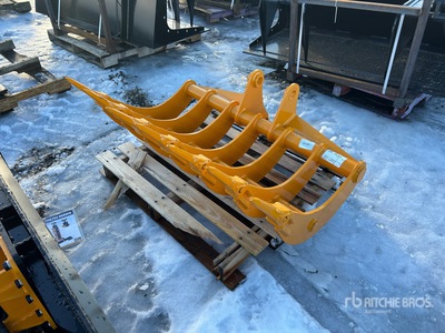 2025 GIYI GY-STB47 48 in Telescopic Excavator Rake (Unused)