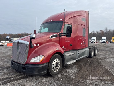 2020 Kenworth T680 6x4 Cabeza Tractora Cabina Dormitorio