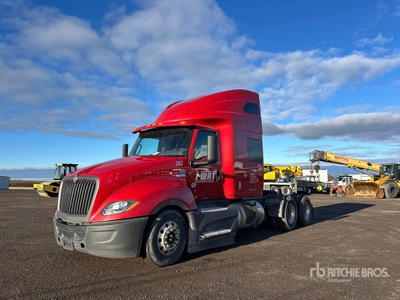 2024 International LT62F 6x4 Tracteur Routier Couchette