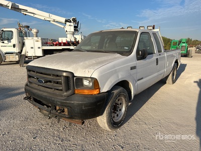2003 Ford F-250 4x2 Extended Cab Pickup