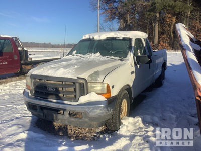 2001 Ford F-250 XL 4x2 Extended Cab Pickup