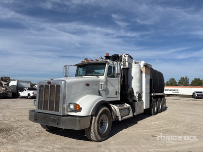 2015 Peterbilt 367 8x6 Vacuum Excavator Truck
