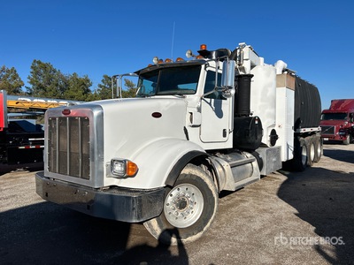 2015 Peterbilt 367 8x6 Vacuum Excavator Truck