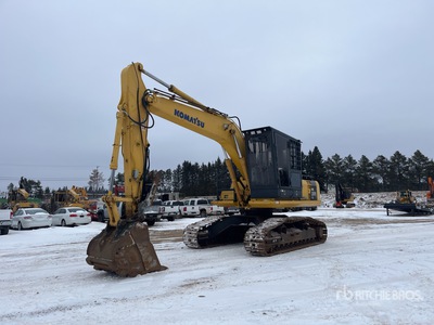 2011 Komatsu 200LL-8 油圧ショベル