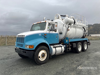 1998 Presvac Systems on 1998 International 8100 6x4 Vacuum Tanker Truck
