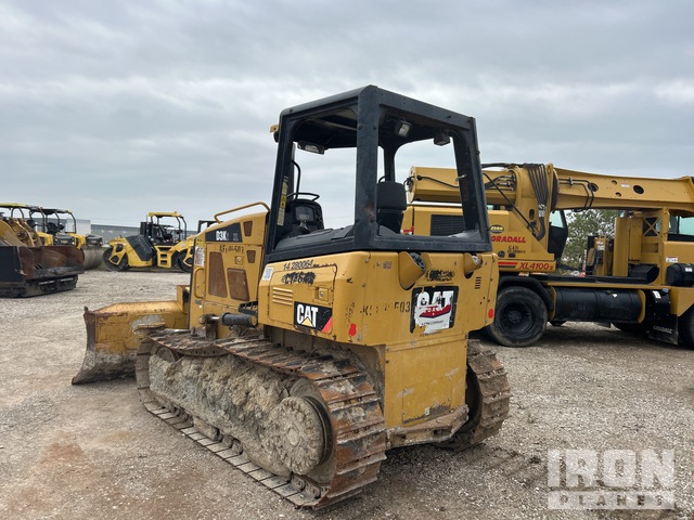TOPADOR FRONTAL 2015 CATERPILLAR D3K2XL
