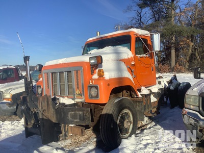 1998 International 2554 4x2 Snow Plow Truck
