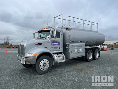 2006 Peterbilt 335 17000 L 6x4 Fuel Truck