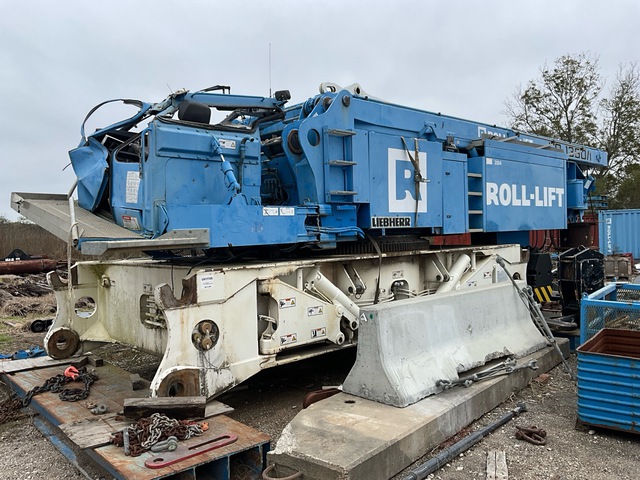 Liebherr LR1350-1 Crawler Carrier Crane (Inoperable) Liebherr LR1350-1 Crawler Carrier Crane (Inoperable)