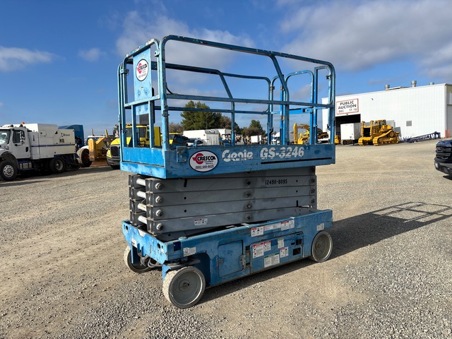 2015 Genie GS-3246 Electric Scissor Lift