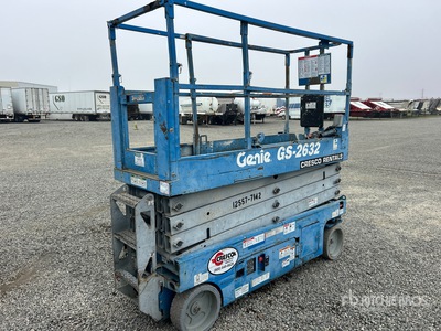 2015 Genie GS2632 Electric シザーリフト