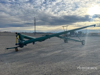 Sprayair 4261 12 in x 60 ft Swing Swing-Away Transfer Grain Auger