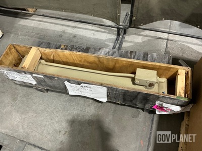 Grove U.S. 6-372-002236 Linear Actuating Cylinder Assembly