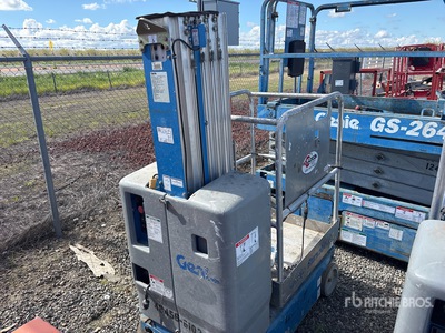 2016 Genie GR-20 Vertical Mast Lift